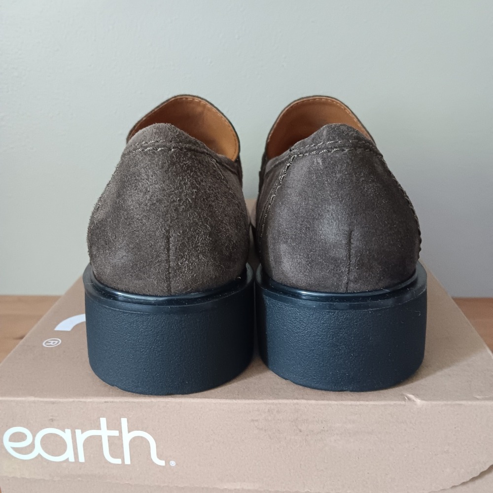 Earth ZALOR Loafers Womens 9.5 Dark Gray/Brown New Suede Lug Sole Chain Link 020 - Picture 4 of 8
